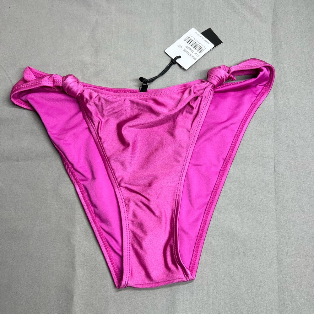 Kendall & Kylie Swim Bottom - Picture 4 of 4